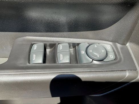 Used 2020 Chevrolet Silverado 1500 Custom w/ Custom Value Package image 29