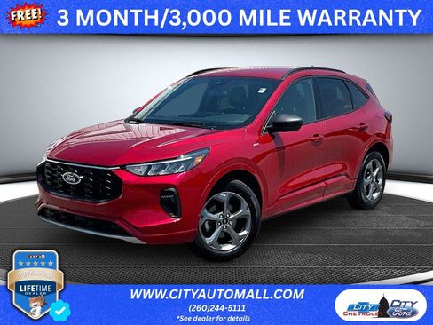 Used 2023 Ford Escape ST-Line w/ Tech Pack #1 AWD/4WD image 1