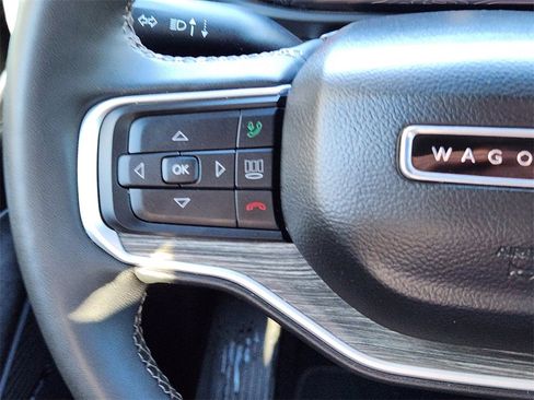 Used 2023 Jeep Wagoneer Series II image 19