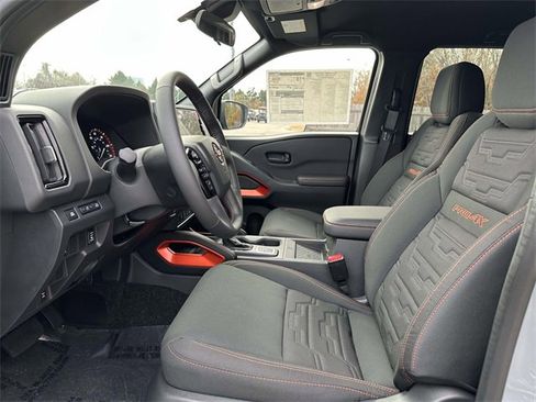 New 2026 Nissan Frontier PRO-4X w/ Pro-4x Convenience Package image 16