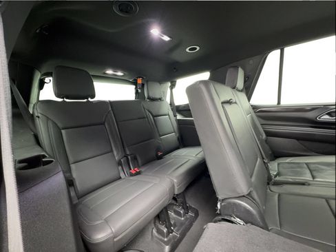 Used 2024 Chevrolet Tahoe LT RWD image 28