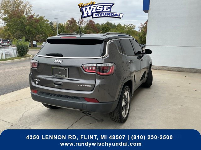 Used 2018 Jeep Compass Limited AWD/4WD image 11