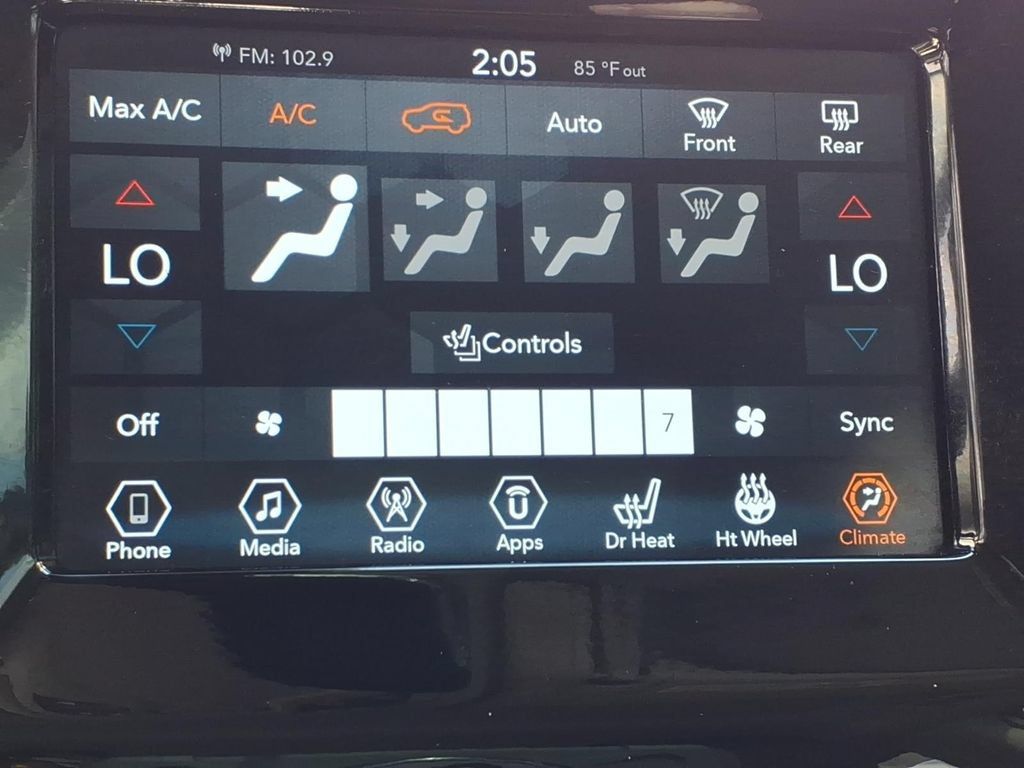 Used 2019 Jeep Compass Latitude AWD/4WD image 19