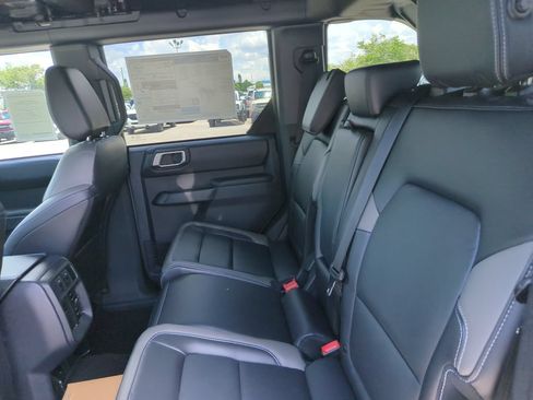 New 2026 Ford Bronco Outer Banks AWD/4WD image 16