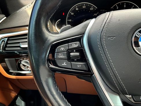 Used 2019 BMW 540i xDrive AWD/4WD image 11