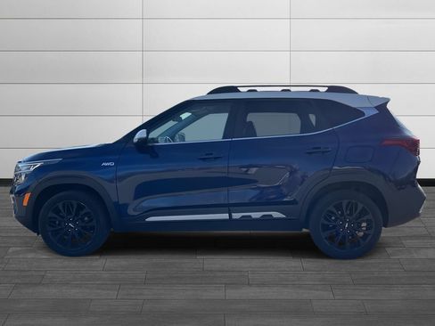 Used 2022 Kia Seltos Nightfall Edition image 6