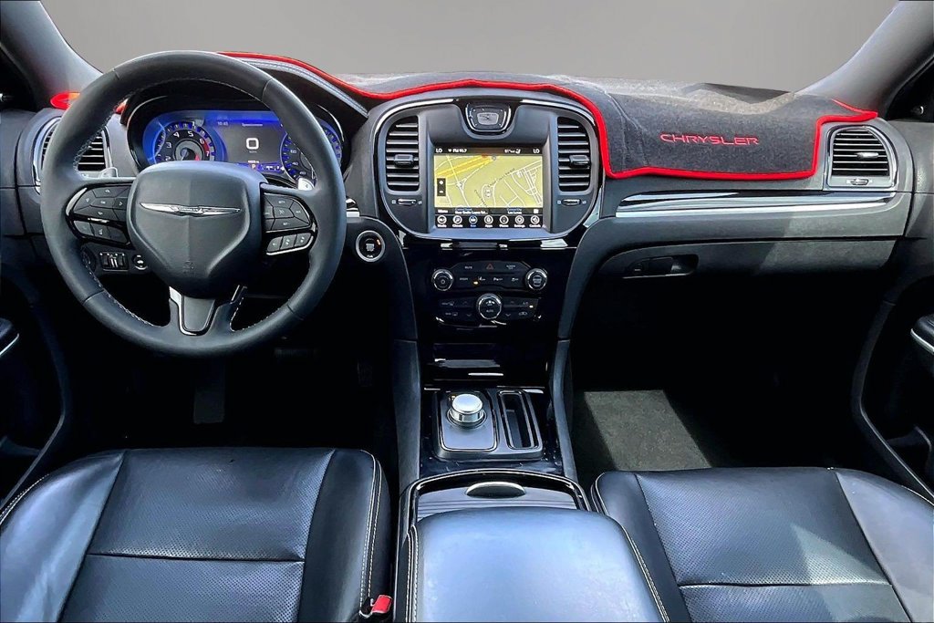 Used 2023 Chrysler 300 S w/ Comfort Group RWD image 7