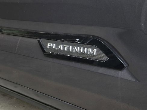 Used 2023 Toyota Tundra Platinum image 8