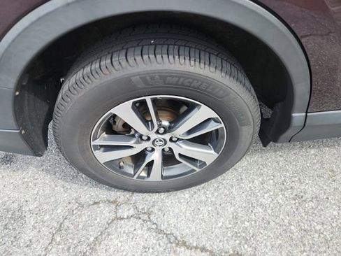 Used 2017 Toyota RAV4 XLE image 11