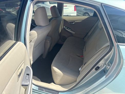 Used 2012 Toyota Prius Two FWD image 12
