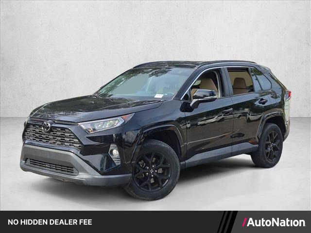 Used 2021 Toyota RAV4 XLE FWD image 1