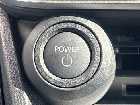 New 2026 Toyota Prius LE image 17