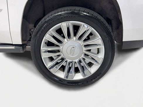Used 2020 Cadillac Escalade ESV Platinum image 36