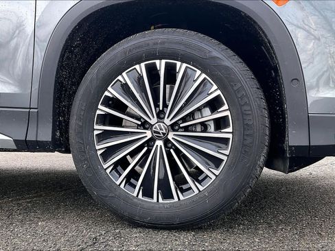 New 2026 Volkswagen Tiguan S image 8