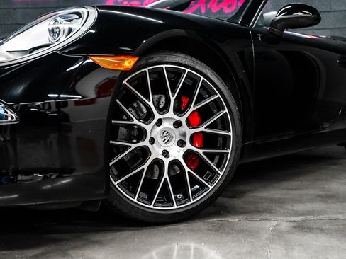 Used 2015 Porsche 911 Carrera S image 12