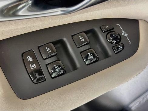 New 2026 Volvo XC90 B6 Plus w/ Protection Package Premier AWD/4WD image 18