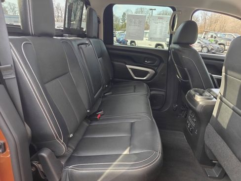 Used 2019 Nissan Titan PRO-4X w/ Pro-4x Convenience Package image 22