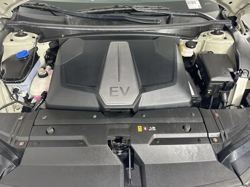 Used 2023 Kia EV6 Wind w/ Wind Technology Package AWD/4WD image 27