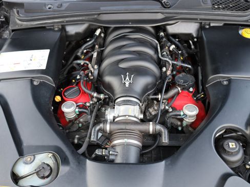 Used 2014 Maserati GranTurismo MC image 11