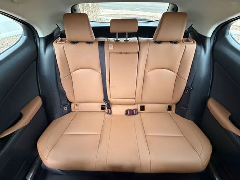 Used 2022 Lexus UX 250h w/ Accessory Package (Z2) image 34