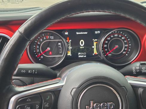 Used 2021 Jeep Wrangler Unlimited Rubicon AWD/4WD image 13