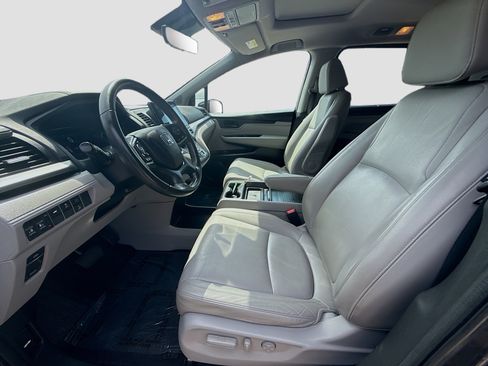 Used 2018 Honda Odyssey EX-L image 16
