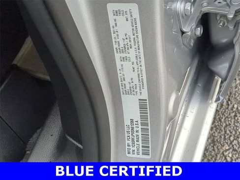 Used 2025 RAM 1500 Laramie image 34