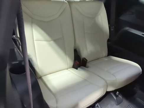 Used 2021 Cadillac XT6 Sport image 39