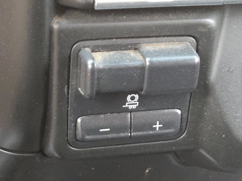 Used 2024 GMC Sierra 2500 Pro AWD/4WD image 5