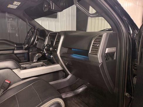 Used 2017 Ford F150 Raptor w/ Equipment Group 802A Luxury AWD/4WD image 13