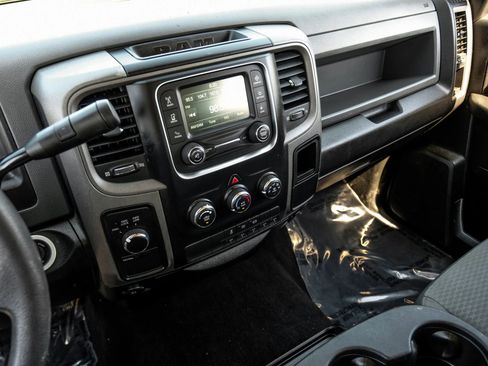 Used 2018 RAM 3500 Tradesman w/ Chrome Appearance Group AWD/4WD image 26