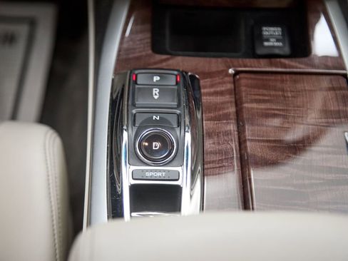 Used 2014 Acura RLX Hybrid w/ Technology Package AWD/4WD image 34