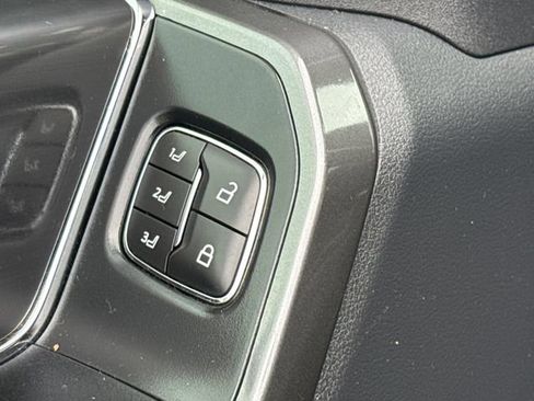 Used 2023 Ford F150 Lariat AWD/4WD image 20