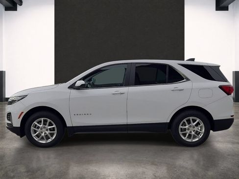 Used 2024 Chevrolet Equinox LT AWD/4WD image 2
