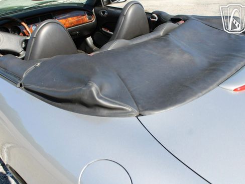 Used 1999 Jaguar XK8 Convertible RWD image 31