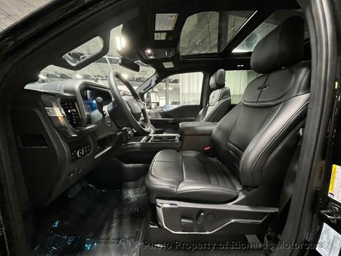 Used 2026 Ford F250 Platinum w/ FX4 Off-Road Package image 20