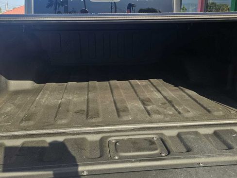 Used 2021 Jeep Gladiator Sport AWD/4WD image 5
