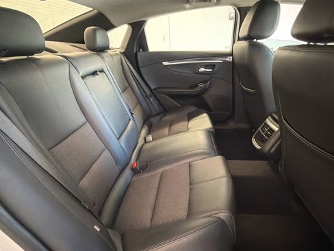 Used 2020 Chevrolet Impala LT FWD image 30