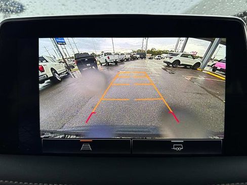 Used 2022 GMC Yukon XL SLT image 26