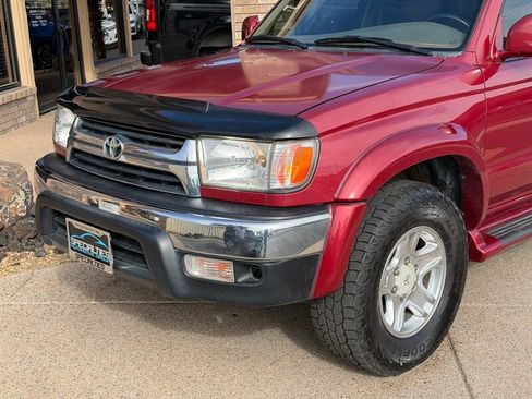 Used 2002 Toyota 4Runner SR5 image 12