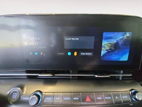 Used 2024 Hyundai Kona Limited AWD/4WD image 15