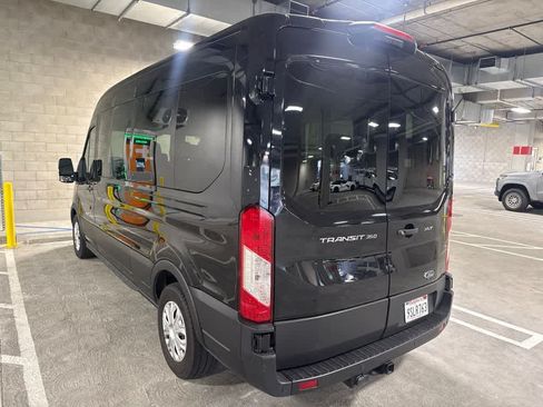 Used 2025 Ford Transit 350 XLT RWD image 3