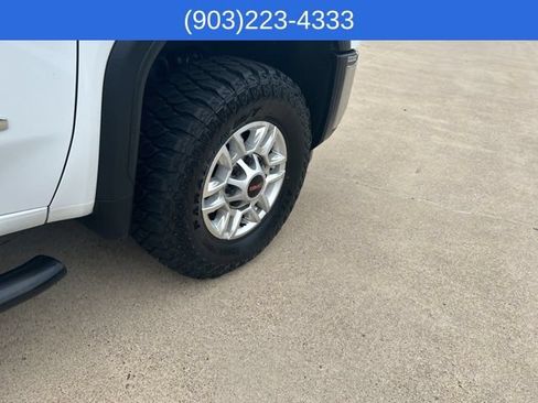 Used 2024 GMC Sierra 2500 Pro w/ Convenience Package AWD/4WD image 16