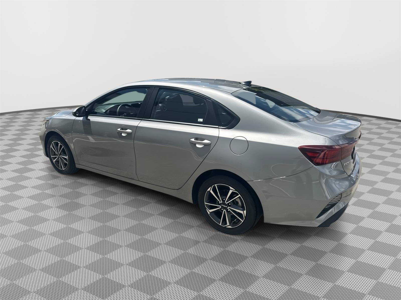 Used 2023 Kia Forte LXS FWD image 6