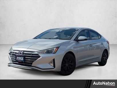 Used 2019 Hyundai Elantra SE w/ Cargo Package
