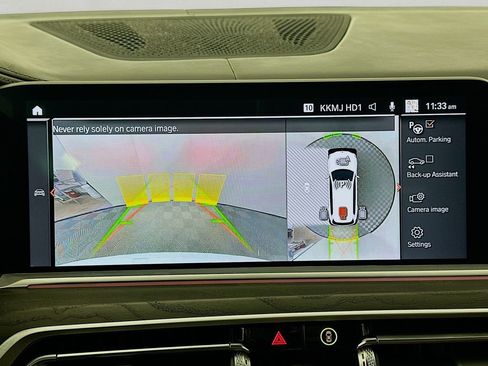 Used 2022 BMW X7 xDrive40i w/ M Sport Package image 14