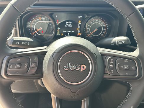 New 2026 Jeep Gladiator Mojave AWD/4WD image 16