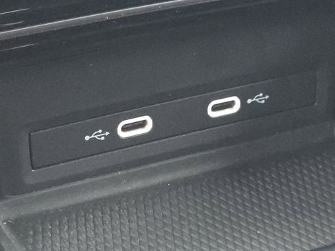 New 2024 Volkswagen Atlas SE image 17