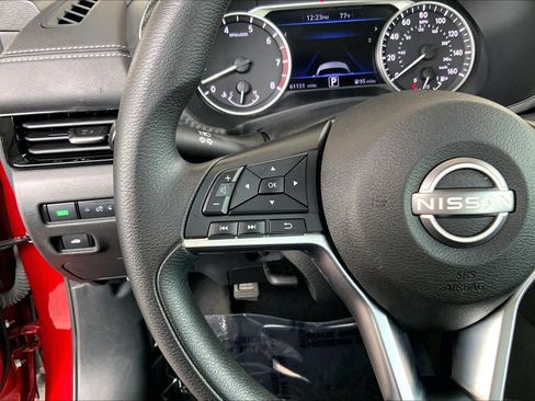 Used 2024 Nissan Sentra SV FWD image 24