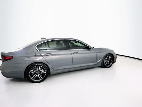 Used 2022 BMW 530i w/ Premium Package image 10